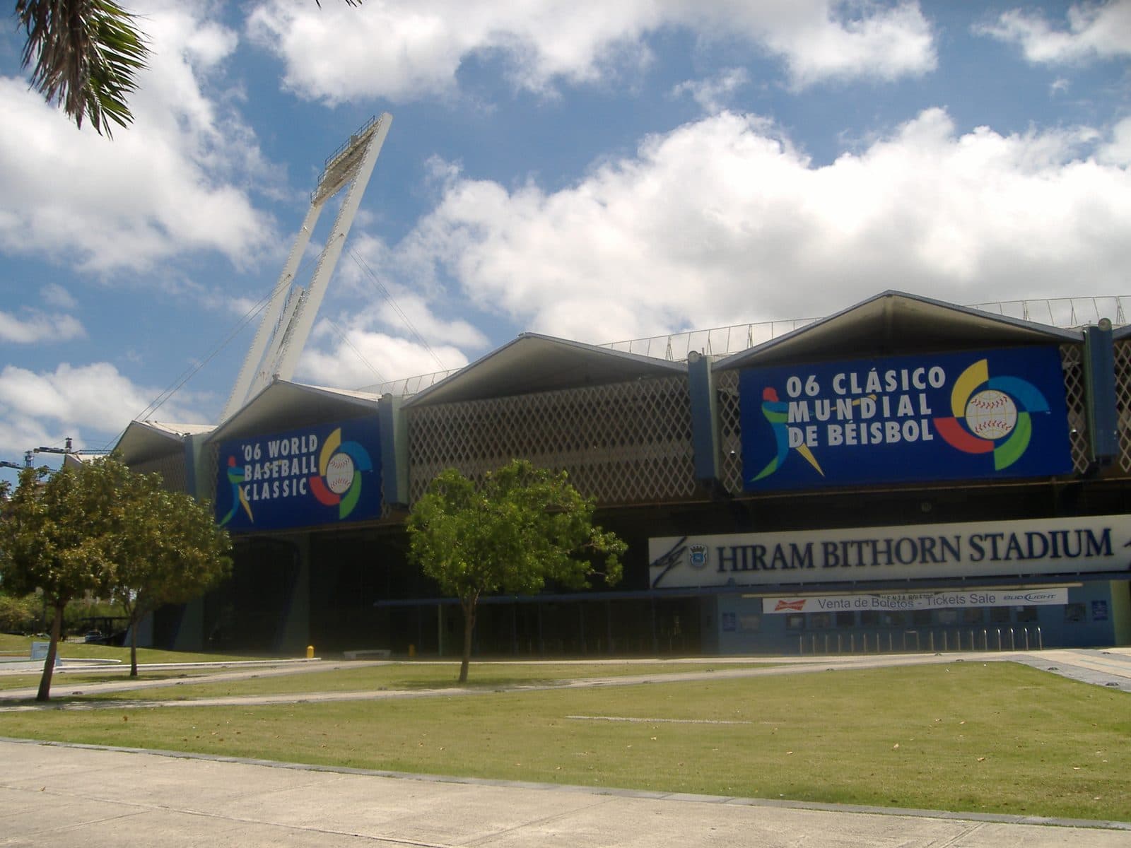 Estadio Hiram Bithorn — Picture of Hiram Bithorn Stadium in San Juan, Puerto Rico .